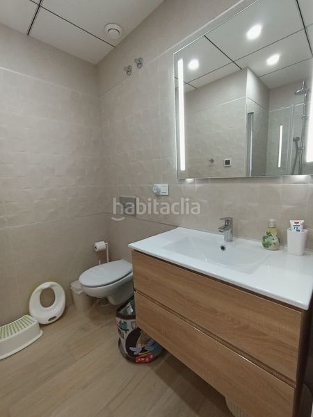 Foto d6ae38b9-3220-464f-b68d-5016529582a2. Lloguer pis amb calefacció aparcament a balcón de Finestrat-terra marina Finestrat