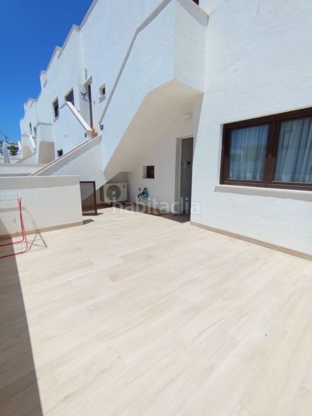 Foto f56da8bf-e9b0-40a5-8f0d-a6837ed8b169. Lloguer pis amb calefacció aparcament a balcón de Finestrat-terra marina Finestrat