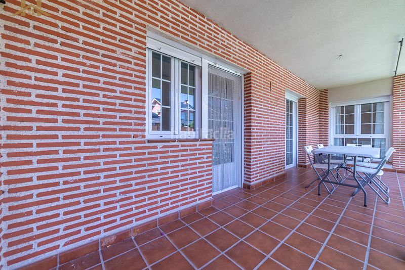 Foto c31421e9-7a14-40a9-b173-60cd22a2f6c3. Chalet en calle isla 4 en señorío de Illescas Illescas