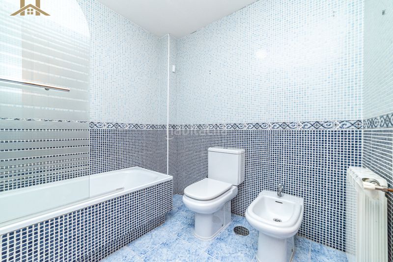 Foto c7747b86-3a9d-4ee2-8f39-d9d44d88ca16. Chalet en calle isla 4 en señorío de Illescas Illescas