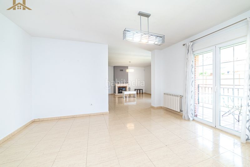 Foto f747c2e6-243d-4d64-a08a-5f1658c7d5fb. Chalet en calle isla 4 en señorío de Illescas Illescas