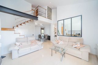 Zweistöckige Wohnung in Calle Tesoro 7