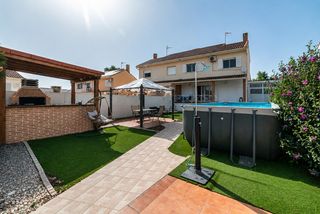 Chalet in Calle bravo 7