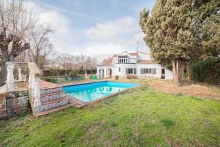 Chalet  Avenida del ferrocarril 49