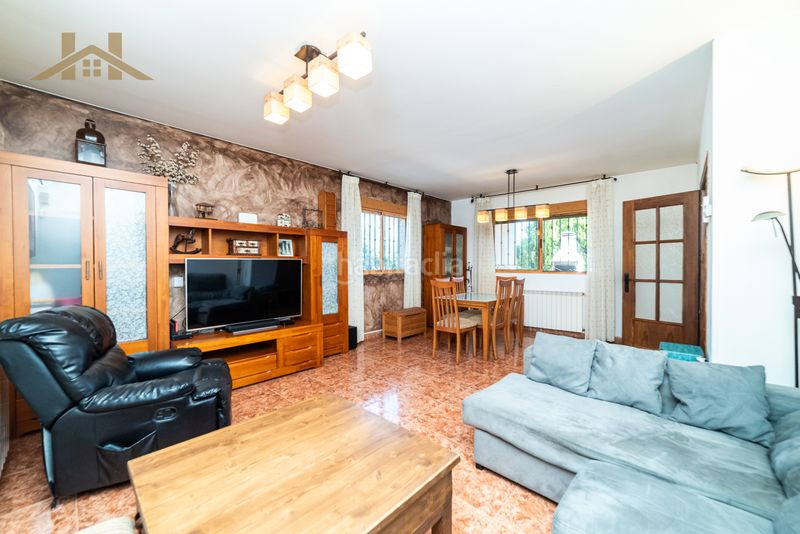 Foto 9439671c-ecd3-4701-a884-8db161d4a2a5. Chalet in calle de cordoba 9 in Yeles
