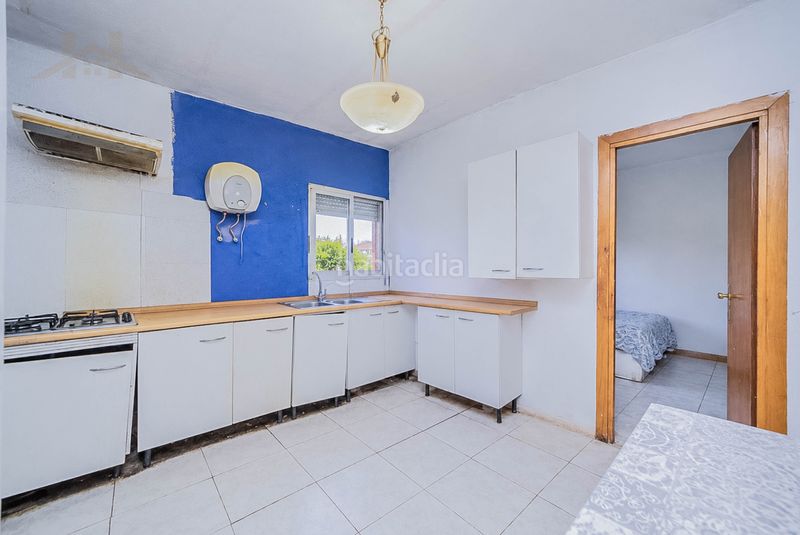 Foto 55f0002e-b9d0-4715-87e9-03d531d41f91. Chalet in calle petunia 9 in Yeles