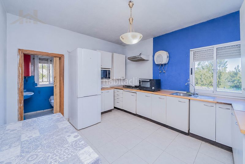 Foto 76c0f1fe-31f8-4de9-8a88-45ddb498fc5a. Chalet in calle petunia 9 in Yeles