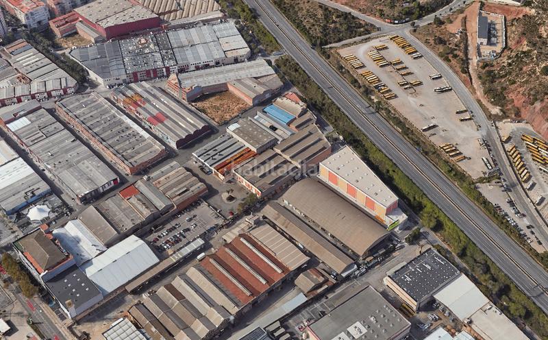 Foto 436a3b7e-d441-4aa1-9b29-0b4e361ccb5f. Location bâtiment à usage industriel dans Manresà Badalona