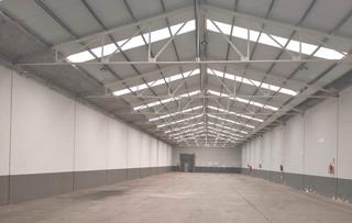 Lloguer Nau industrial a Polinyà. Nave industrial con gran patio en polinyà