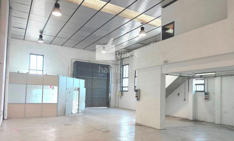 Foto 175f3ca8-637e-4d09-88e4-a331c7499834. Rent industrial building in Polinyà
