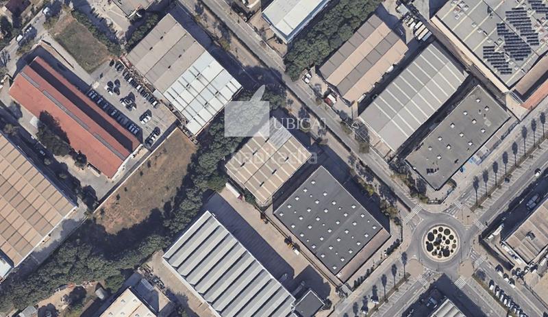 Foto 67609708-f9cc-4041-b483-308ad91d80b3. Alquiler nave industrial nave con muelles y puente grúa , con fachada rerformada en Viladecans