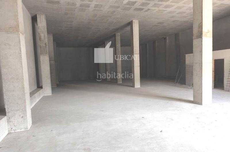 Foto 69555e06-ba90-4d26-bd94-3e9e7f186b18. Rent industrial building in Almeda - El Corte Inglés Cornellà de Llobregat