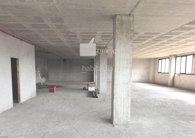 Foto 6bdf91b8-f3e6-4890-b685-bc3123ae0bfe. Rent industrial building in Almeda - El Corte Inglés Cornellà de Llobregat