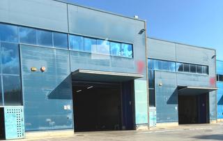 Location Bâtiment à usage industriel à Parets del Vallès. Dos naves unidas, con oficinas acondicionadas, lista para entrar