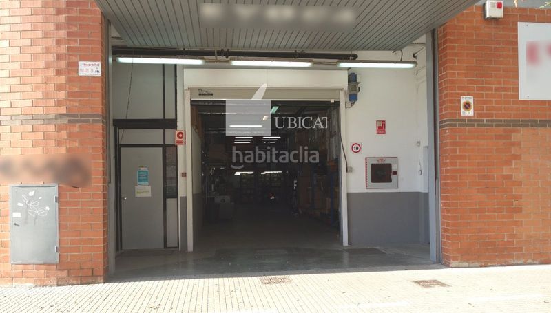 Foto 9cb8eaa0-06b7-4453-8248-ef2cc6234956. Miete fabrikhalle in Almeda - El Corte Inglés Cornellà de Llobregat