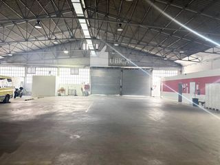 Rent Industrial building in Can Palet II - Santa Eulàlia. Terrassa nave diáfana en alquiler