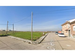 Terreny residencial a Carretera noves 2. Solar en venta en portillo de toledo