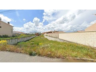 Residential Plot en Calle violeta 4. Gran solar urbano de 3.589 m en cantimpalos  7.741 m edificables