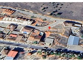 Wohngrundstück  Calle cuenca. Solar en venta en los yébenes