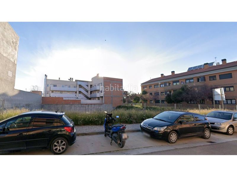 Foto 9d493609-36c7-4bdf-9a44-fe4de4f0532f. Terreny residencial a calle obradores 3 a Cadrete