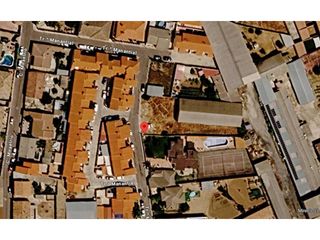Terrain résidentiel à Calle manantial 9. Oportunidad para promotores solar urbano en nambroca con 720 m e