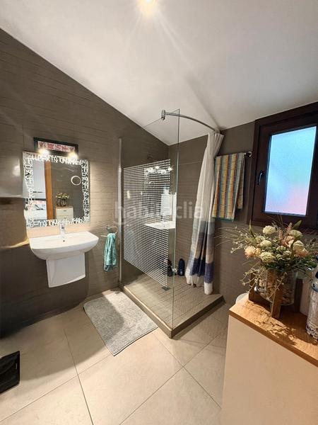 Foto a9fe09c0-bc5a-49e2-bf4e-0c6a99b406ed. Xalet amb calefacció aparcament a Seva