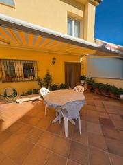 Casa adossada a Tona. Casa a tona