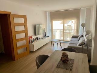 Pis a Tona. Piso con terraza en tona