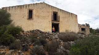 Bauernhof in Sierra Engarcerán. Masía venta en sierra engarceran zona san miguel 70 m., 100.000