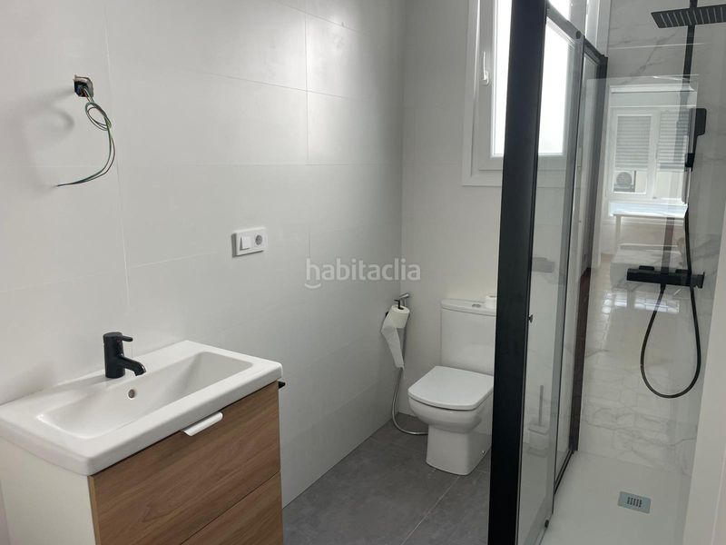 Foto 272da36b-e256-49f6-8fa4-d5d2b5fb0152. Piso  venta en castellón, zona av.casalduch, 4 hab. 2 baños, ascensor. en Castellón de la Plana