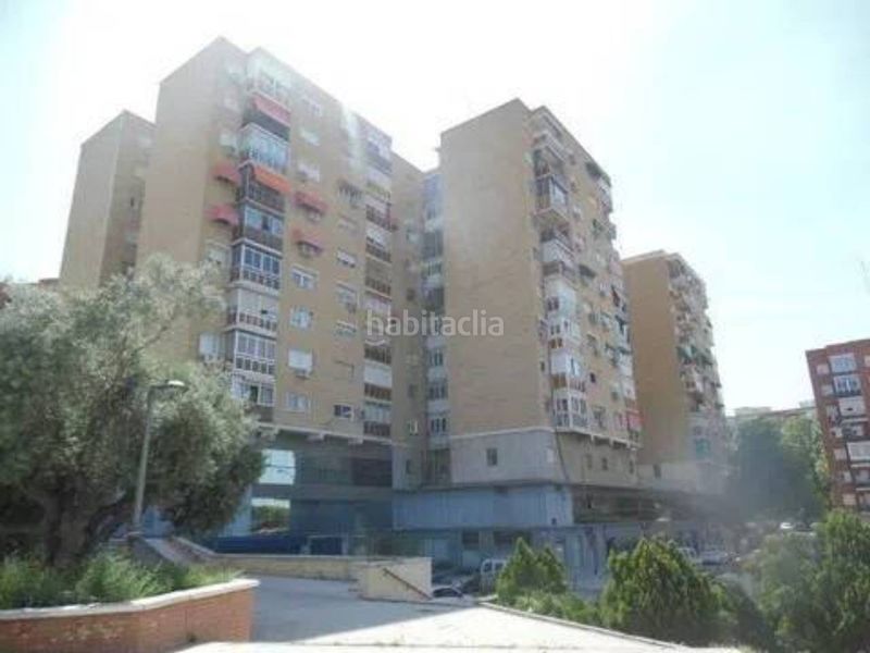 Foto f1de183c-2008-4718-91b0-e36fb25c31ab. Local comercial a Zona Renfe Alcorcón