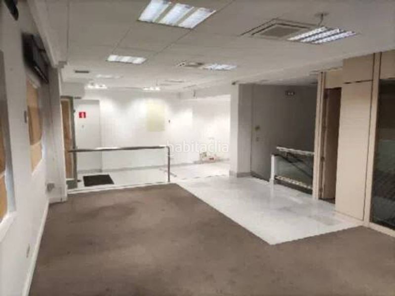 Foto 69ff2ebd-f6e3-4a0b-98f1-3893b3f93cd5. Local comercial a Colina Madrid