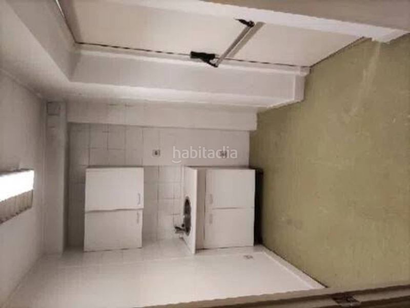 Foto a5b8e217-4232-4eca-84cb-426e1cff9267. Local comercial a Colina Madrid