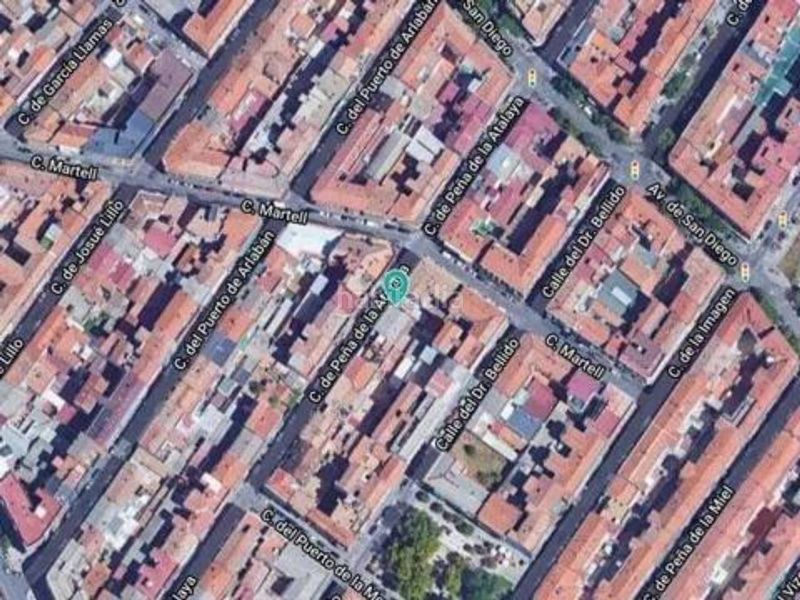 Foto b5fffd39-ce88-46c3-9ef8-60a8424c7c7f. Terreny residencial a San Diego Madrid