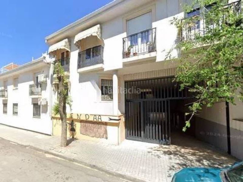 Foto 50ab510c-4e34-4a4d-8063-bbe6e6269e78. Local comercial a Torres de la Alameda