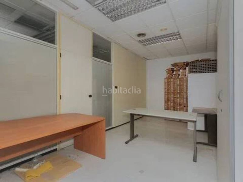 Foto 7557d967-05a4-4036-a883-27cd025d02cb. Local comercial a Simancas Madrid