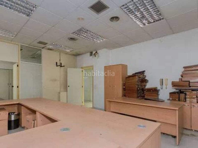 Foto 8cede1b6-07c5-4b65-8626-e924fd59b66e. Local comercial a Simancas Madrid