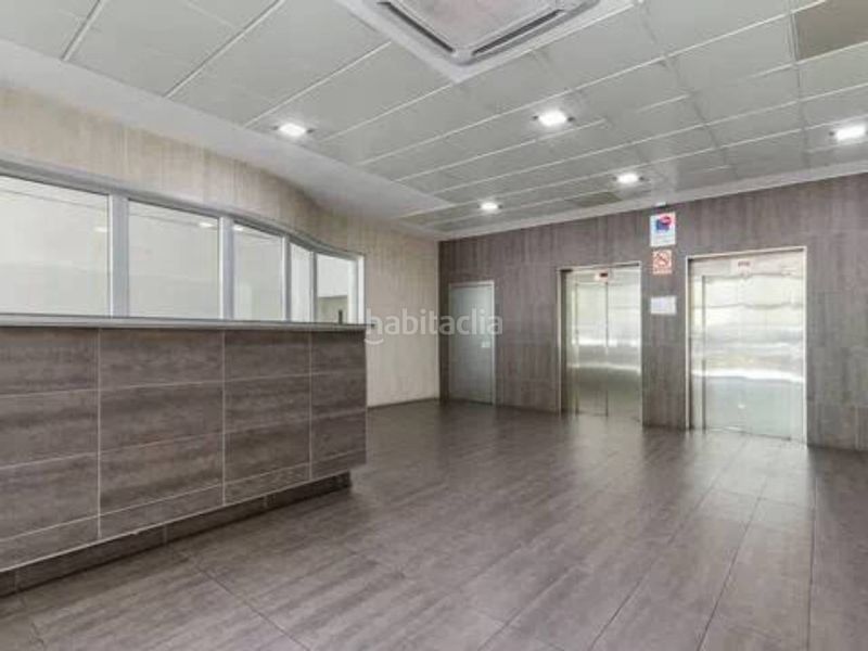 Foto aae0082f-7361-4d50-8be7-bd0ccf12c2be. Local comercial a Simancas Madrid