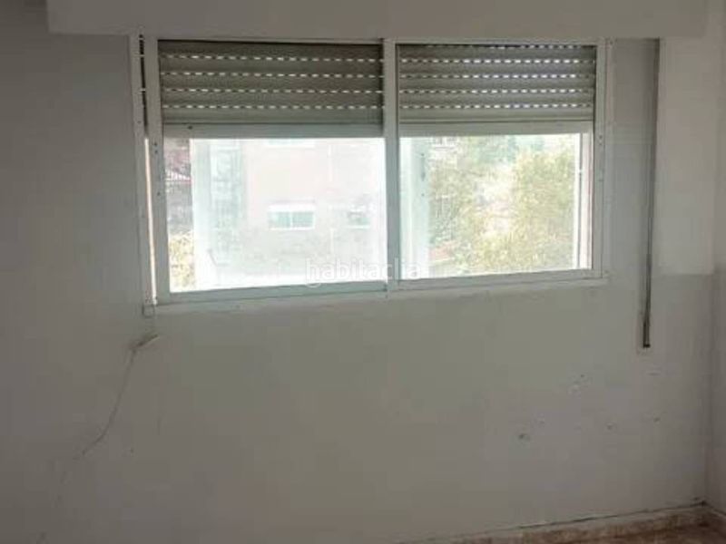 Foto b94a0a3f-2da7-4e9b-a7ce-c890d8aba980. Flat in Orcasitas Madrid