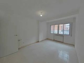 Appartement  Calle cl callao. Piso en venta en fuenlabrada
