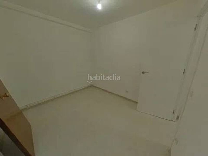 Foto d470d862-6f0a-402c-bab8-7f368afff1f4. Pis a Centro Fuenlabrada