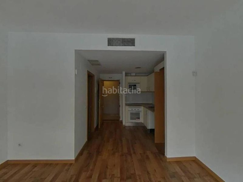 Foto baa4999c-f854-45ca-ba64-a83c39918168. Pis a Numancia Madrid