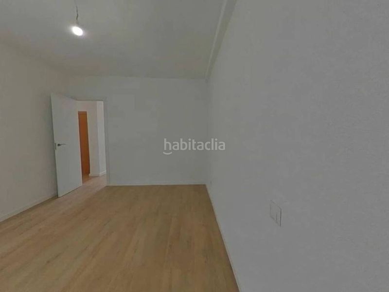 Foto baff5d94-e8e3-4422-94f7-7a175671ace7. Pis a Centro Fuenlabrada