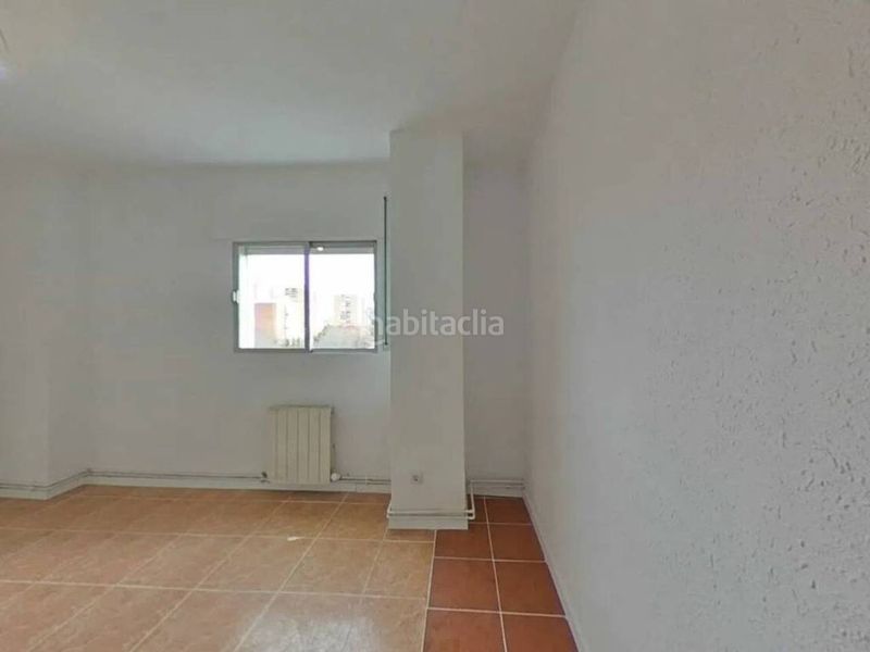 Foto 0a43642d-f919-40d6-a610-5dc0a5738a1a. Pis a Abrantes Madrid