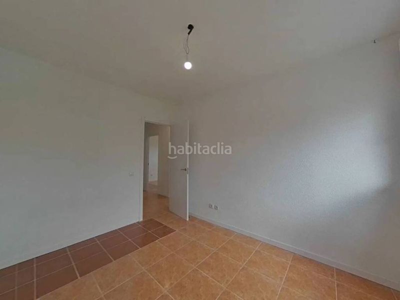 Foto 413afdc8-ffdf-4271-84a6-ab5afe13dea0. Pis a Abrantes Madrid