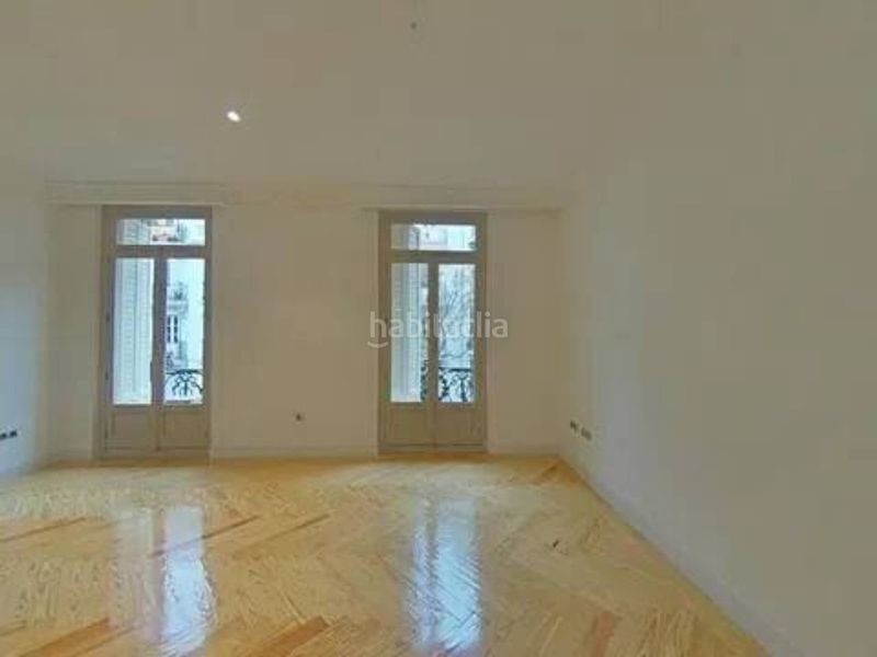 Foto 728d645f-37d2-49a6-a3bd-7c1131077934. Pis a Recoletos Madrid