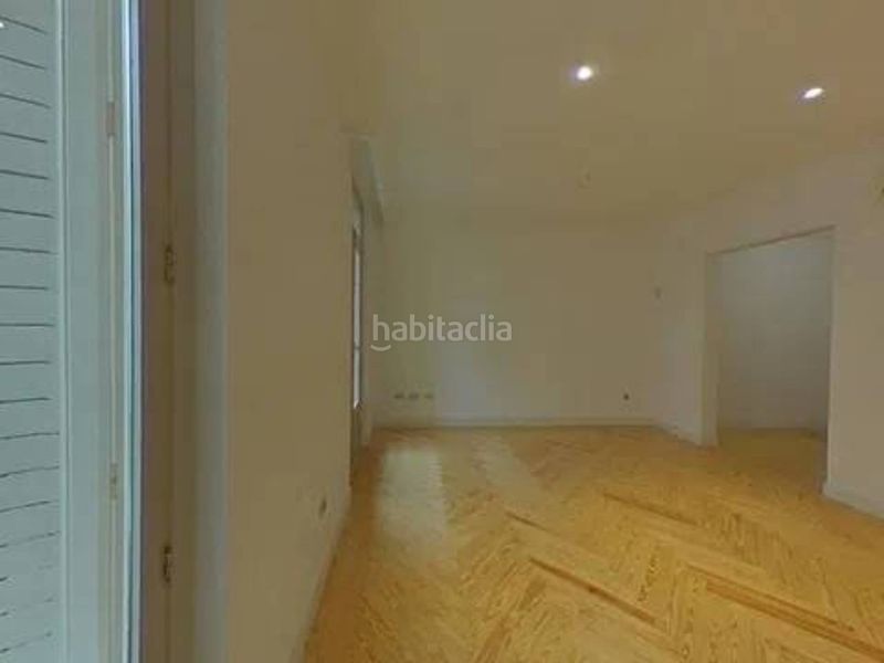 Foto a168503e-4ce1-457f-8623-3b44f32cbb07. Pis a Recoletos Madrid