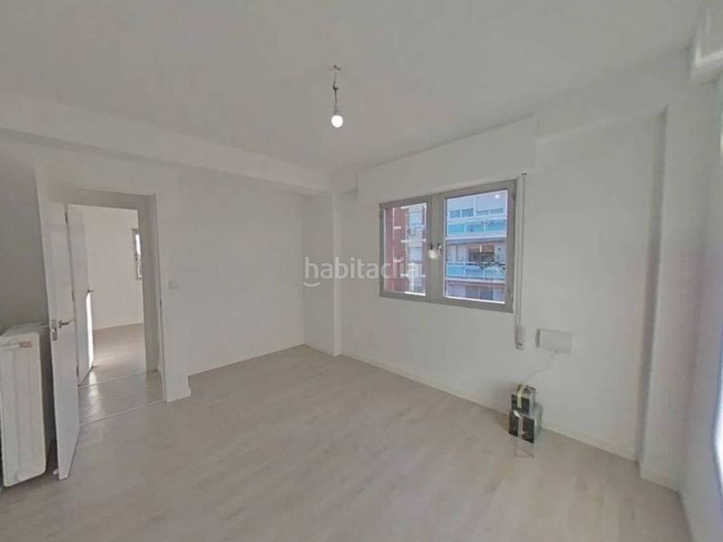 Foto bdfe7c90-3582-4b24-a790-3f1e8d11acb9. Pis a Ventas Madrid