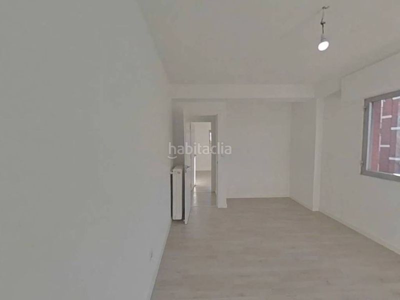 Foto d3289f08-c860-448d-a02e-aa75ee2b0d04. Pis a Ventas Madrid