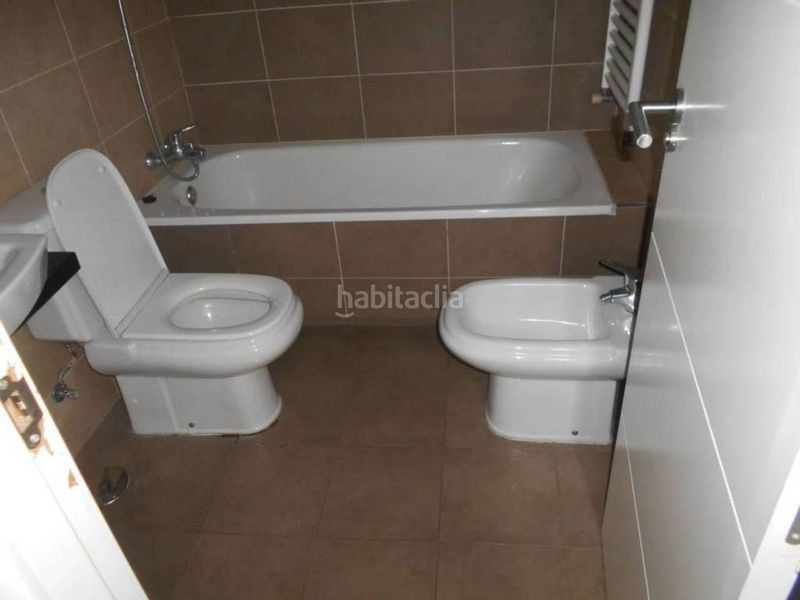 Foto 424c5873-96e1-4301-9e1b-66d0c01bd47c. Piso en Opañel Madrid